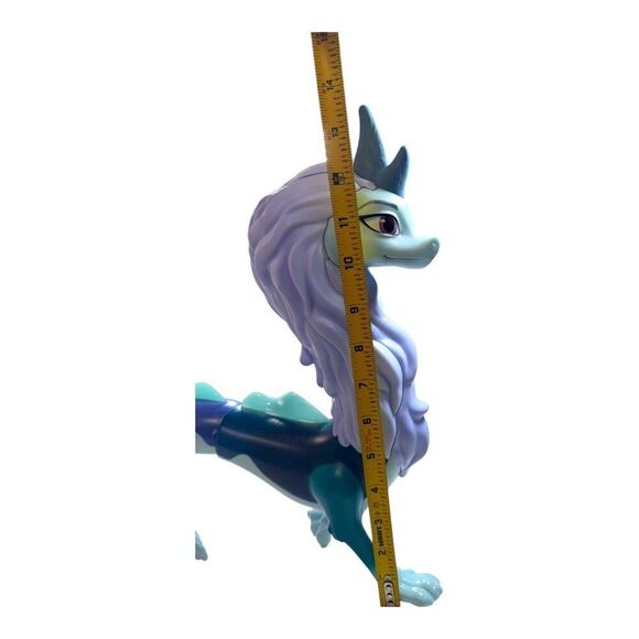 Disney Raya & The Last Dragon Sisu Figure Toy Articulated Legs Tail Purple & Tea - Picture 10 of 13